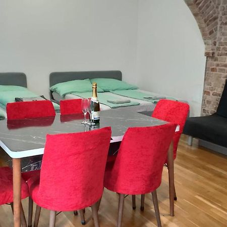 Cozynite Premium Apartment Stadthalle Vienne Extérieur photo