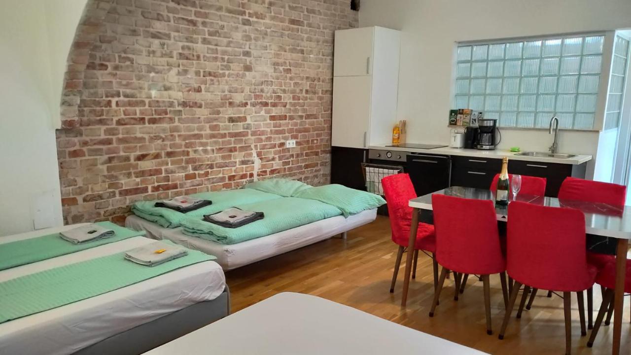 Cozynite Premium Apartment Stadthalle Vienne Extérieur photo