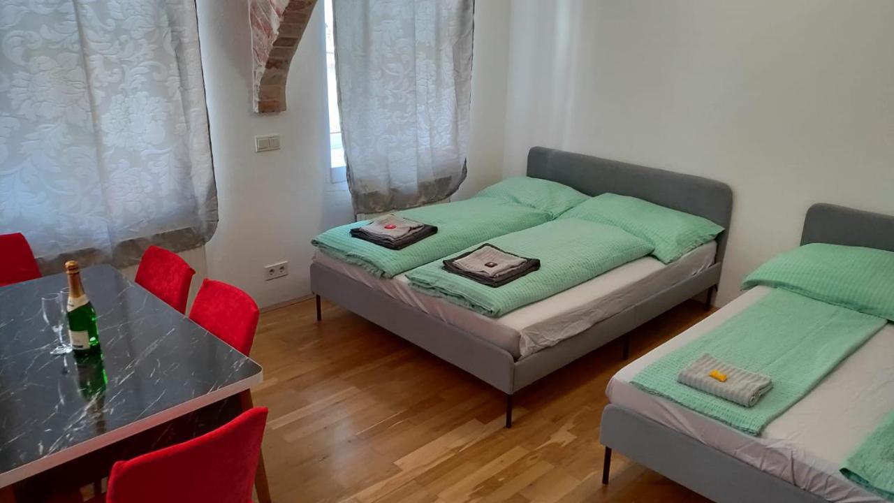 Cozynite Premium Apartment Stadthalle Vienne Extérieur photo